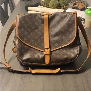Louis Vuitton Saumur 35 iconic shoulder bag